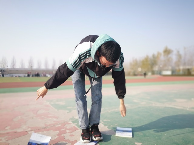 【完满班级】“摸石过河”趣味游戏——软件1805班完满班级活动