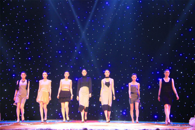 “艺彩”艺术传媒系2016服装毕业设计作品秀