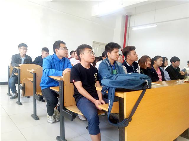 【完满班级】青春勇担当 共筑中国梦——淬炼商学院五月完满班级主题活动（四）