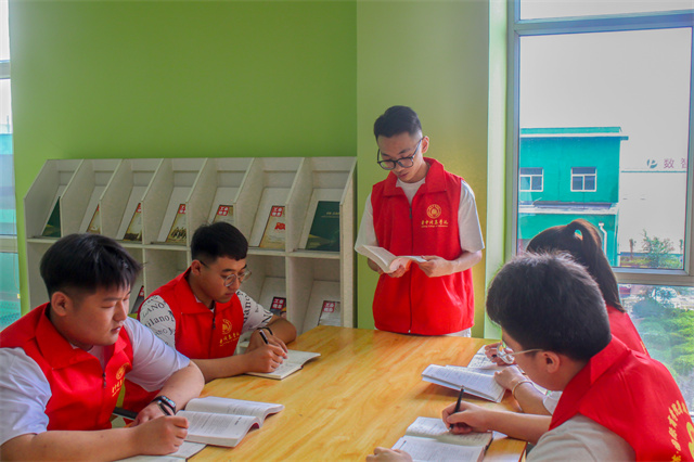 【三下乡】采撷商科悟韵美 以行促学求真知——“鹏”抟汇商 淬炼·国际商学院青年益行发展成就观察团