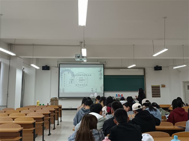 用心蔓延经典 用行点燃国粹——艺术传媒学院第五届“传媒杯”原创脸谱大赛