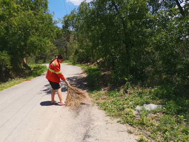 【暑期社会实践】 爱心接力 乐善公益 ——外语系学子暑期社会实践纪实（八）
