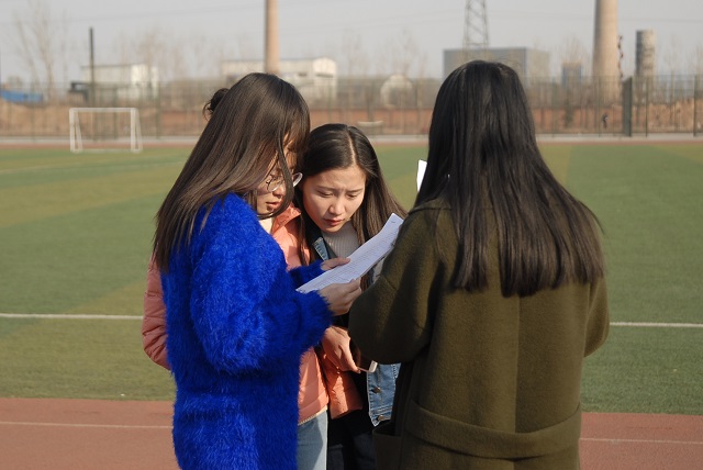 【完满班级】从破土到结果  洗尽多少铅华——数媒1601班举办“忆年华 燃青春”分享交流会