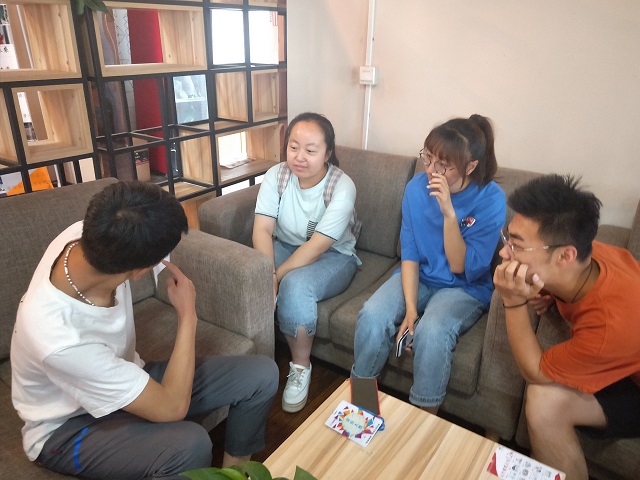 【完满班级】众志成城 党坚势盛——环设1804红色主题绘画大比拼完满班级活动