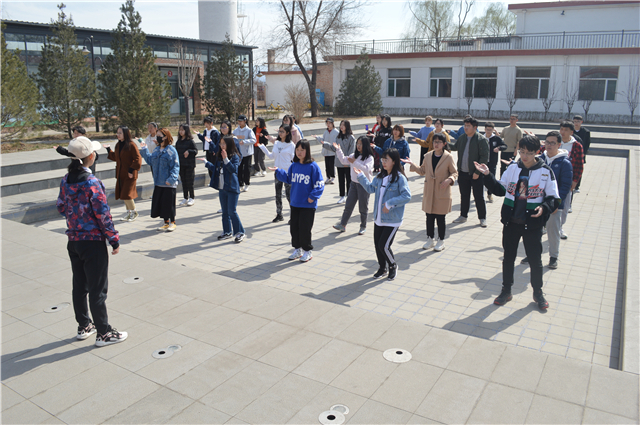 【运动会特辑】点击进入运动会前期准备现场