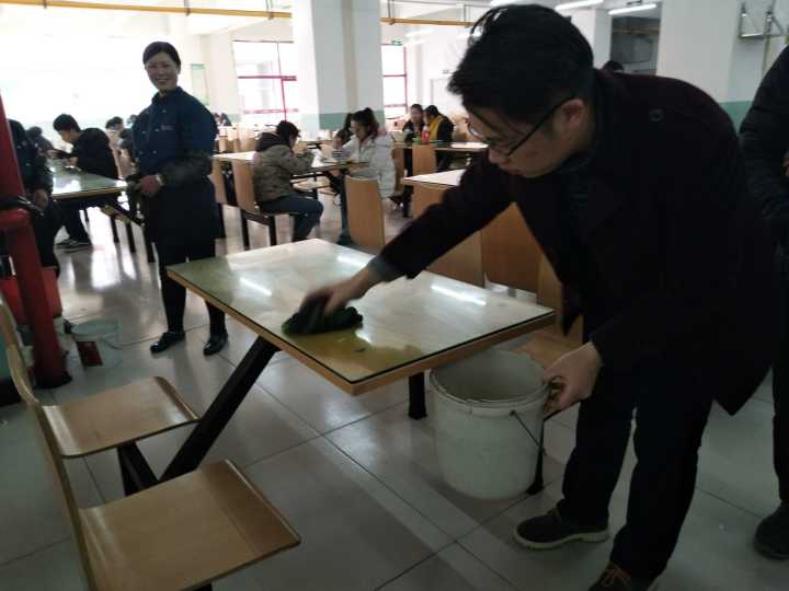 【完满班级】致力于我们身边的公益活动——淬炼商学院举办“创”享青春主题活动（四十一）