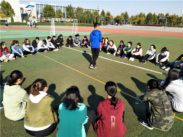 【完满班级】同拼搏 共青春——淬炼商学院十月完满班级主题活动（七十三）