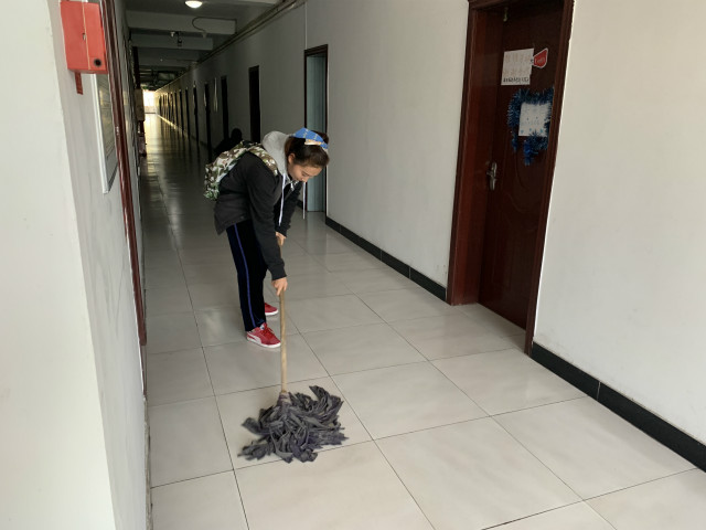 外国语言文学系 【完满班级】 环保公益行——外国语言文学系英语1602班、英语1603班完满班级活动