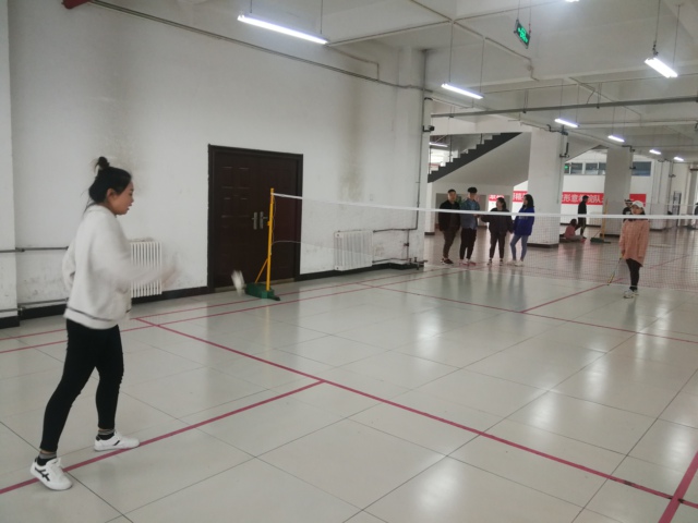 【完满班级】 “青春向上 羽动人生”——艺术传媒学院2017级羽毛球比赛完满班级活动