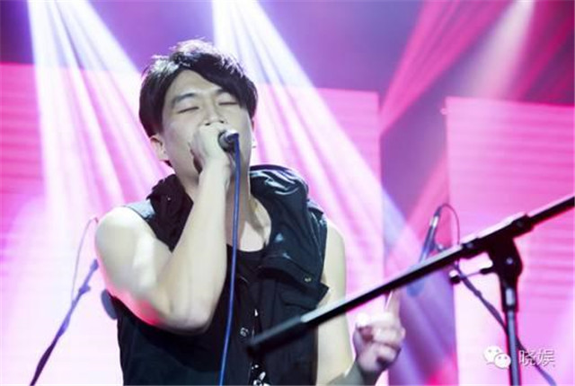 【音乐节·无边】这个秋天为梦出发 这个花季为他喝彩——“2017 无边”第五届校园摇滚音乐节