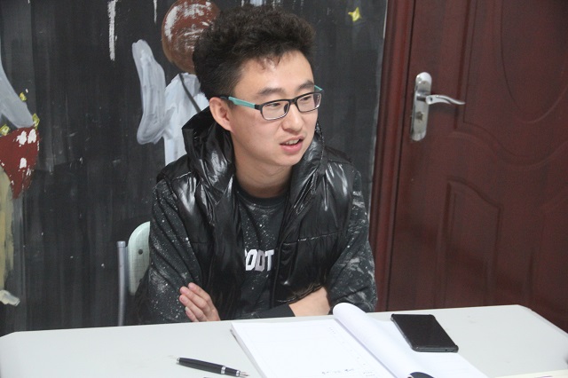 【辅导员说完满】笔尖挥斥方遒 光影勾勒蓝图——记远景学院辅导员说完满