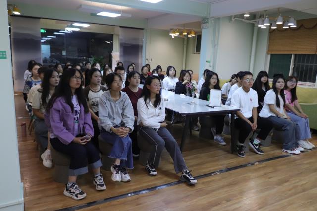 学长计划第1094期:悦读·大咖 悦见·未来之书香浸年华初识篇——经济与管理学院学长计划第176期