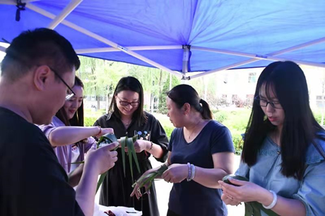 粽叶飘香迎端午 右岸湖畔度佳节——远景端午节师生齐聚一堂