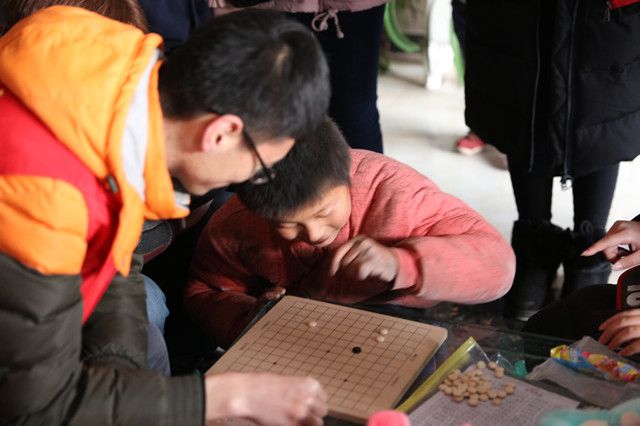 前行第143期:愿你眉眼如初 回首又见归路