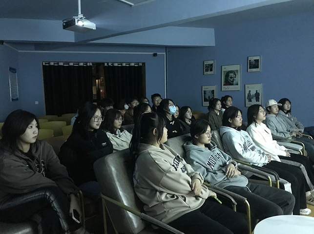 【完满班级】赏析经典电影 培养美学修养——大数据学院、信息工程学院数字2203班完满班级活动
