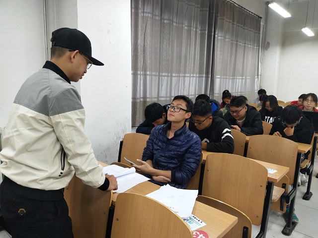 【社团快讯】金秋十月天 独闻逸花香——神农百草社花草鉴赏活动