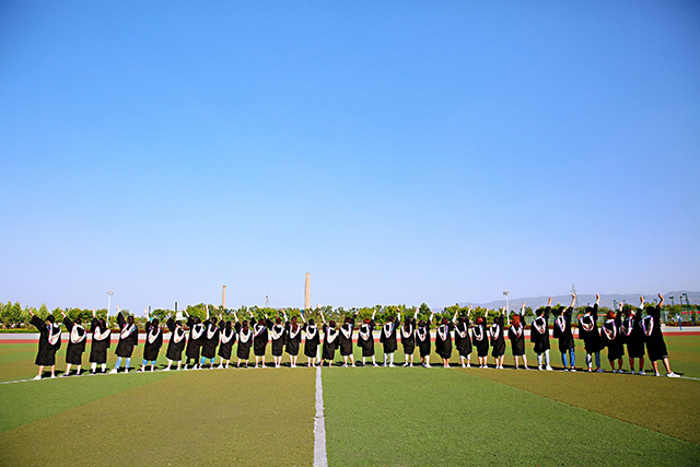 【完满班级】静看光阴荏苒——艺术传媒学院2014级视觉专业“借我四年”最美毕业季完满班级活动