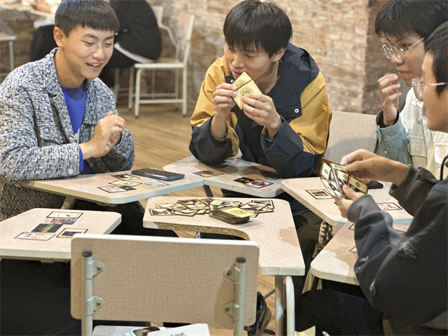 魂穿三国 桌游会友——远景学院益智桌游活动