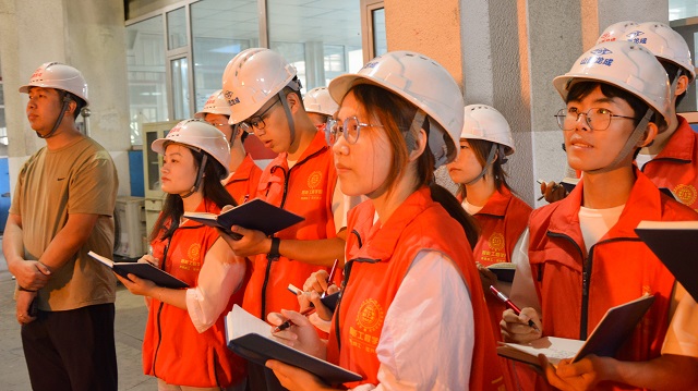 【三下乡】“智”火熔炼得真钢 工业雕琢成山河——智能工程学院发展成就观察团
