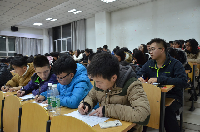 【辅导员说完满】艺术传媒系辅导员说完满之“学长计划”全攻略