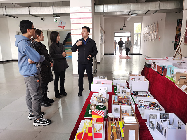 【1+1>2】青春思维创造新新空间——艺术传媒学院展示与陈设设计大赛