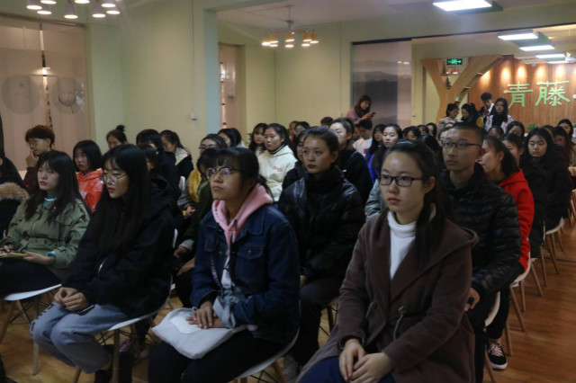 学长计划第695期:知识启迪梦想 爱心孕育希望——外语系第104期学长计划之榜样的力量