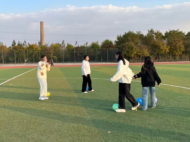 【完满班级】激情十月 阳光体育——远景2203班10月完满班级活动