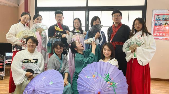 第58期书院说:传统雅韵——衣袂飘 霓裳舞