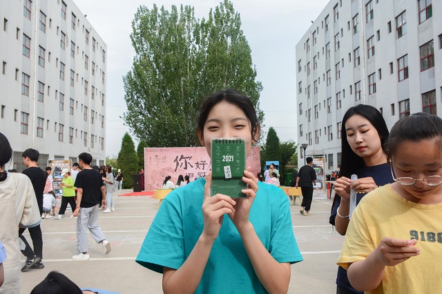 穿越时光 回到梦开始的起点——青藤书院举办“你好 旧时光”第121期周末文化广场