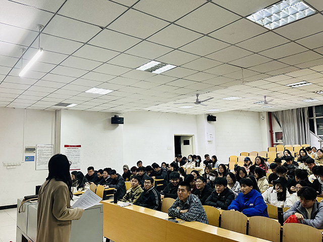 【辅导员说完满活动】与焦虑和解 与热爱同行——远景学院2021级辅导员说完满活动