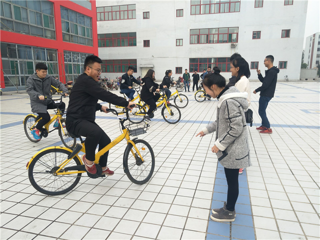 【完满班级】“羽”你相约 “骑”乐青春 ——淬炼商学院“体”味青春完满班级主题活动（十四）