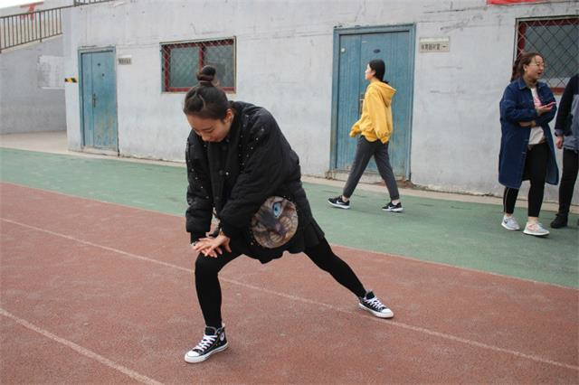 【完满班级】以梦为马 奔跑接力获突破 振奋人心——淬炼商学院四月完满班级主题活动（二十）