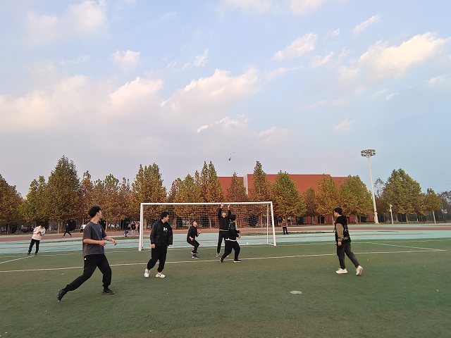 【完满团支部】阳光冬日 趣味运动——大数据学院、信息工程学院2022级完满团支部活动