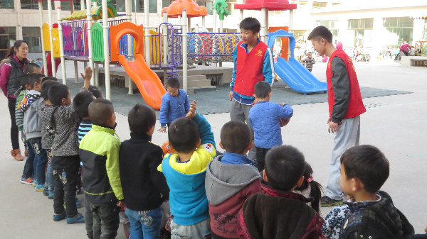 市民课堂第62期:院学生会公益服务部首次赴太谷县第三幼儿园开展一小时课堂