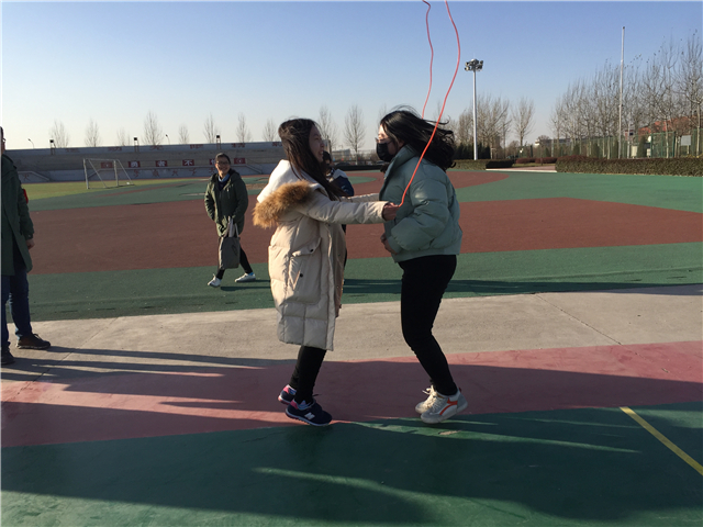 【完满班级】蓄势待发 运动的激情——淬炼商学院举办“善行青春”主题活动(六十二)