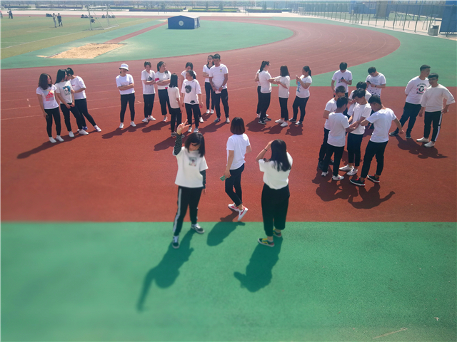 【完满班级】青春正好  凝聚希望——淬炼商学院四月完满班主题活动（十一）