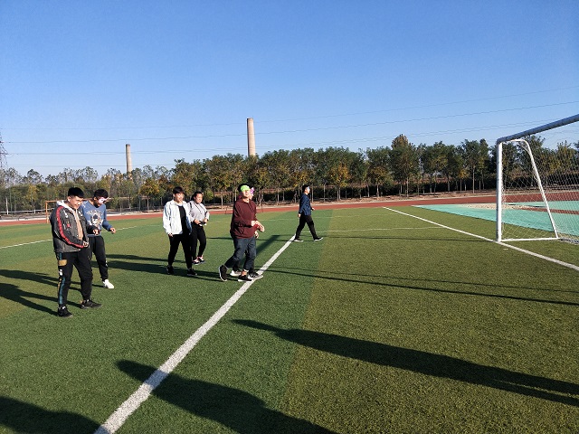 【完满班级】朝气蓬勃足球赛 热血沸腾展风采——食品与环境学院土管1702班举办完满班级活动