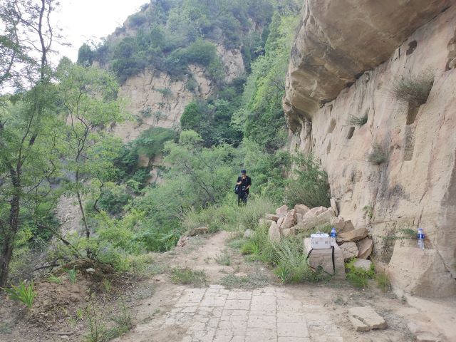 【三下乡】感受文化色彩 领悟遗产真谛——艺术传媒学院“拾遗记”白大石摩崖石窟考察