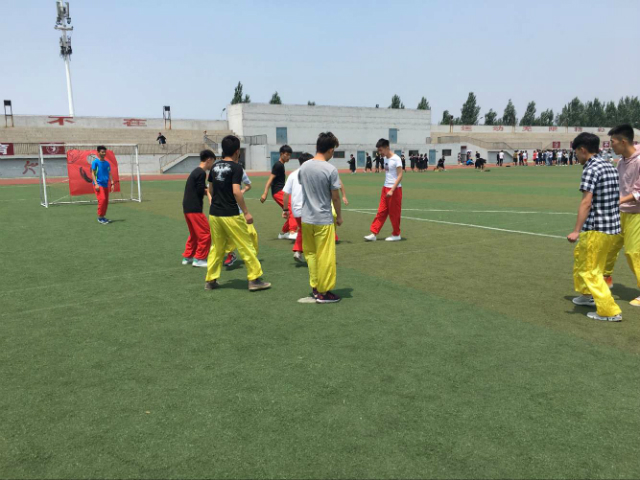艺术传媒系第二届“毕业季”传统蹴鞠大赛热情洋溢