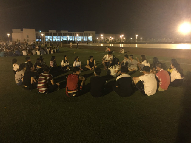 艺术传媒系举办2015大学生活漫谈会