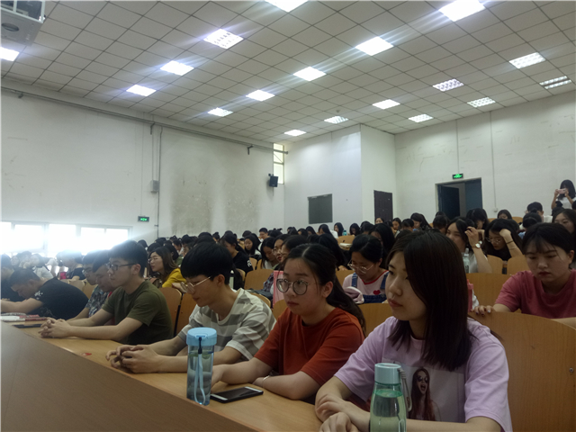 【辅导员说完满】以青春之我  以奋斗之我——淬炼商学院“辅导员说完满”专题活动（十六）