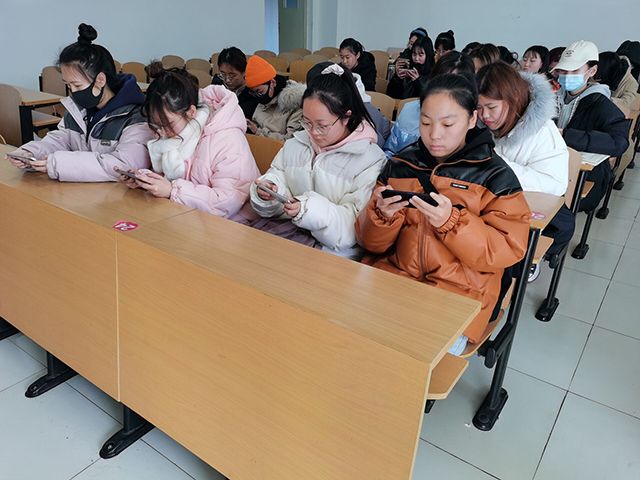 【完满班级】于峡谷中酣畅追逐——艺术传媒学院视觉1901完满班级活动