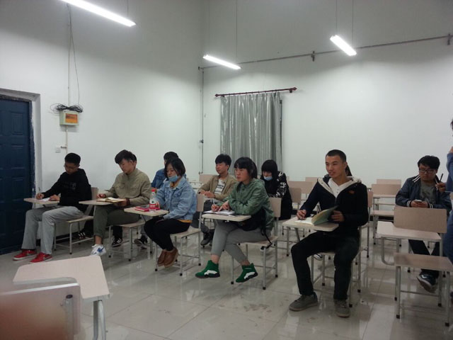 信息工程系举办第二十三期学长计划
