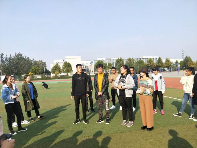 【完满班级】你我情谊 铭记于心——淬炼商学院十月完满班级主题活动（二十九）