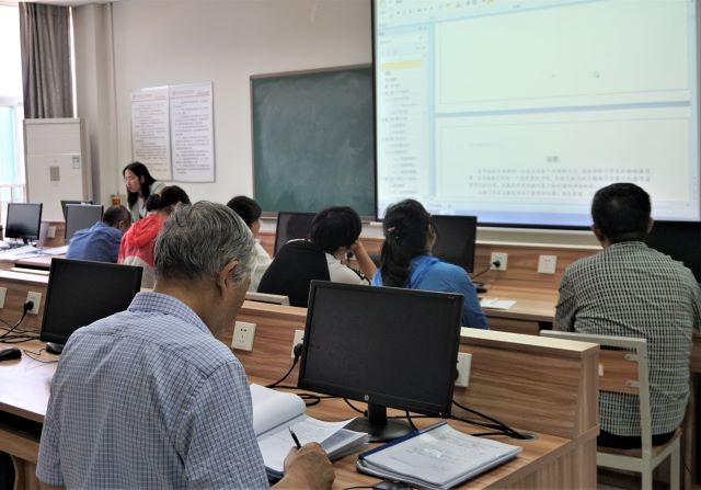 【1+1>2】提升专业素养 用论文彰显工科内涵——大数据学院、信息工程学院“论文早知道”主题讲座