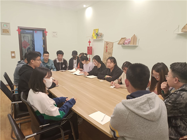 【志愿快讯·培训】缤纷五月 志愿与你共享