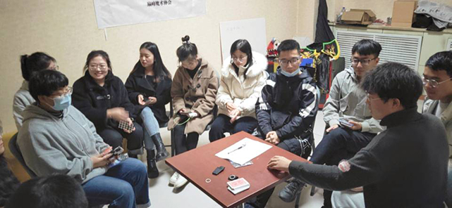 【社彩缤纷】冬日惊喜派送:快和社团一起“趣”动手