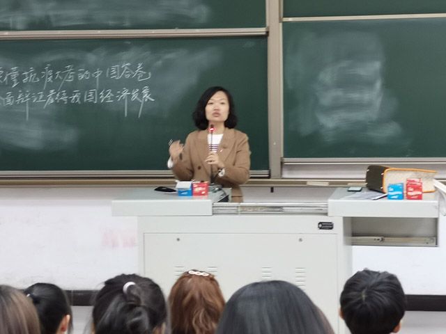 【入学教育】博闻强识 把握机会——艺术传媒学院2020级专业宣讲