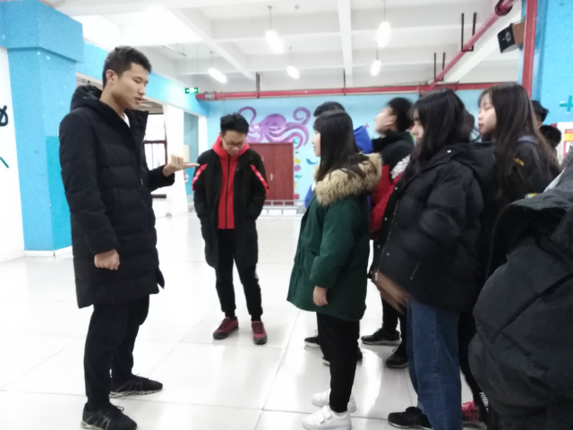 【完满班级】你来比划我来猜——资产评估1801班竞赛活动