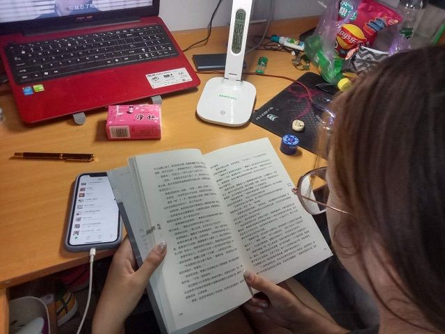 【完满班级】风飘书香满校园—艺术传媒学院视觉传达1905班完满班级活动